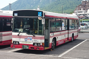 島鉄バス